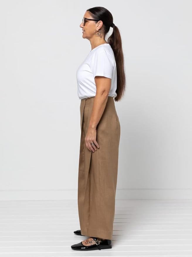 Style Arc Sewing Pattern - Atlas Woven Pant (Sizes 18-30)