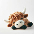 Highland Cow DIY Crochet Kit for Beginners, Brown Handmade Animal Soft with Yarn, Tools and Instructions, Cute Highland Cattle Birthday Gift for Adults, 23cm x 17cm x 6cm
