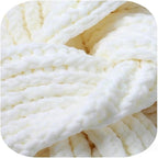 Ygakrkreit Warm Thick Scarf Knitting Kit - 4pcs Yarn + Knitting Tools + Bear Pattern Accessories, Adult DIY Craft Kit, Arts & Crafts Supplies, Ideal Handmade Gift (1 Set) (灰色)