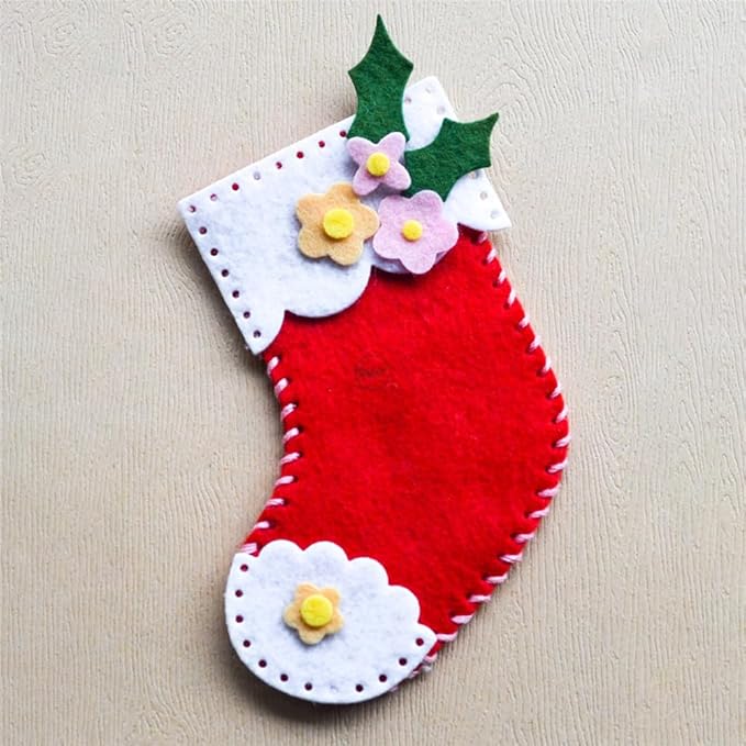 DzIxY Christmas Patchwork Socks Flowers Metal Cutting Dies for Card Making Kit Embossing Paper Die Cuts Set Scrapbook Stencils Supplies Machine Templates