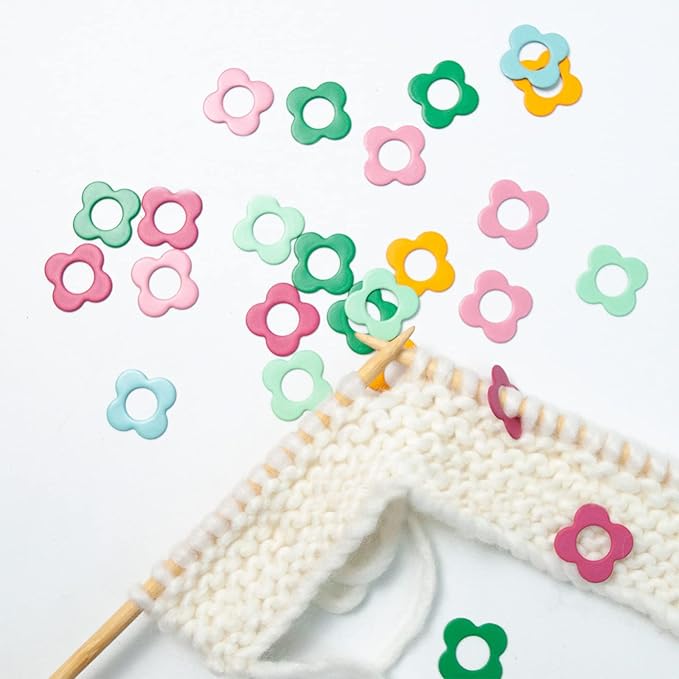 Multicolor Flower Shape Metal Stitch Markers Ring Mini Crochet Markers Knitting Markers for Weaving,Knitting
