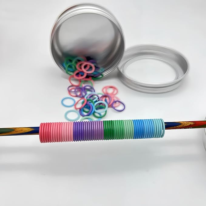 Wonafa 50Pcs Round Metal Stitch Markers,Metal Colorful Crochet Stitch Markers,with Storage Box for Crocheting Clothing Tag DIY Craft Project (Orbicular-50Pcs)