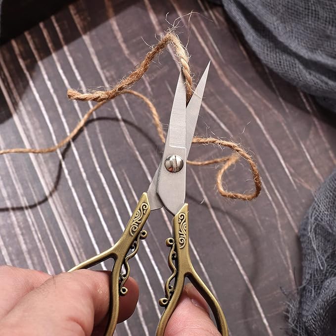 Small Precision Detail Scissors, 4.3in Sharp Pointed Tip Vintage Embroidery Shears W/Sheath for Craft, Sewing, Cross Stitch, Artwork, Thread Cutting