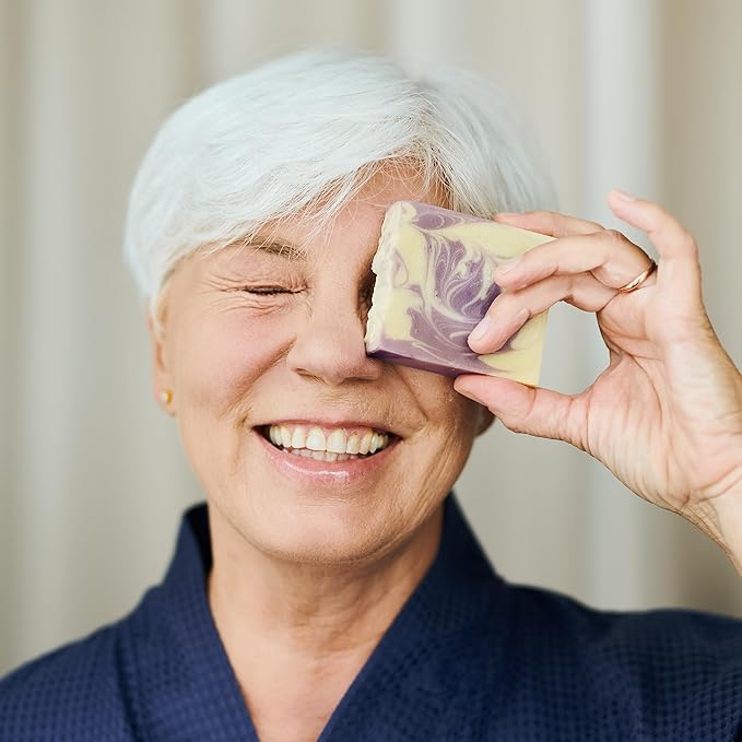 5Lb Honey Soap Base - Melt and Pour Soap Making Supplies - SLS/SLES Free, No Palm Oil, Natural with Organic Honey - Rich in Antioxidants, Hydrating, Perfect for Handmade Projects