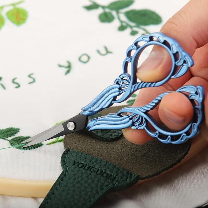 Precision Detail Scissors, Mini Sewing Embroidery Scissor with Cover for Crafts Artwork Needlepoint Cross Stitch Paper Cutting Thread Snips Blue
