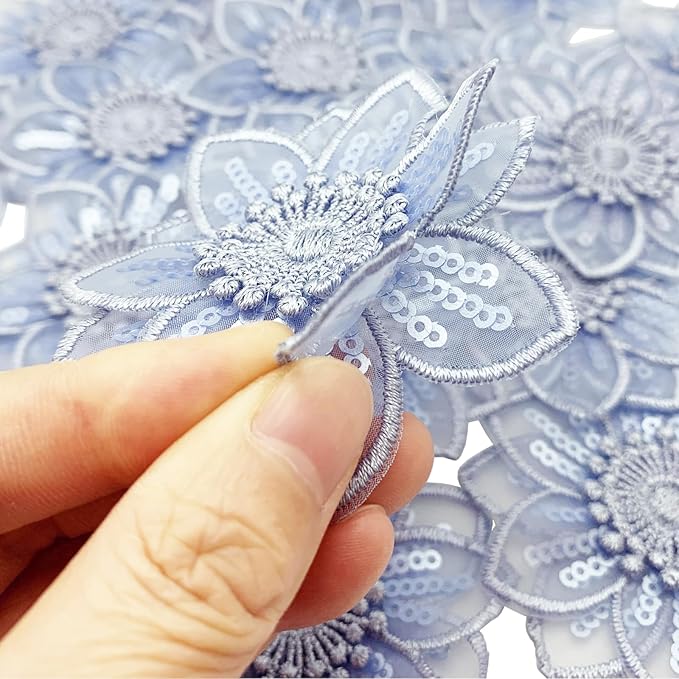 BETITETO 20pcs Embroidery Flower Lace Applique Exquisite 3D Sequins Organza Floral Sew On Patches for Wedding Bridal Dress Clothes Headpieces Sewing Craft DIY (Blue)