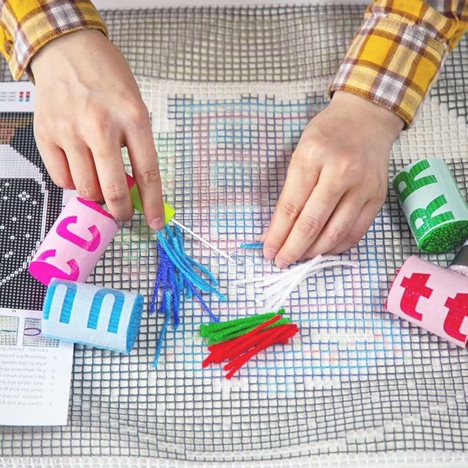 DL-YTG Latch Hook Kits Pillow Christmas Tree Crochet Yarn Cushion Colour Pre-Printed Canvas Rug Needlework DIY Pillowcase Hook and Latch Kit Home Arts Crafts Sofa Decoration 42x42cm/16X16inch