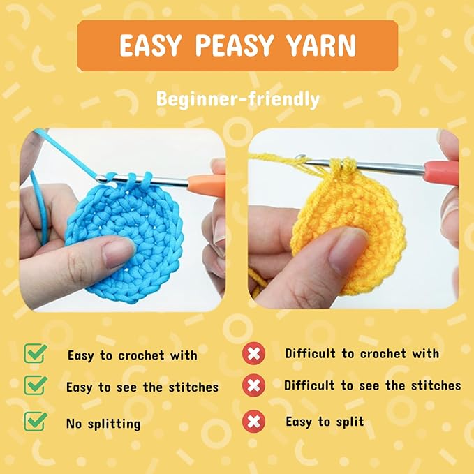 minimal beee Beginner Crochet Kit for Christmas– 4-Piece Santa & Stockings Set with Easy Peasy Yarn, Ergonomic Crochet Hooks, Video Tutorials, DIY Holiday Decor for Adults