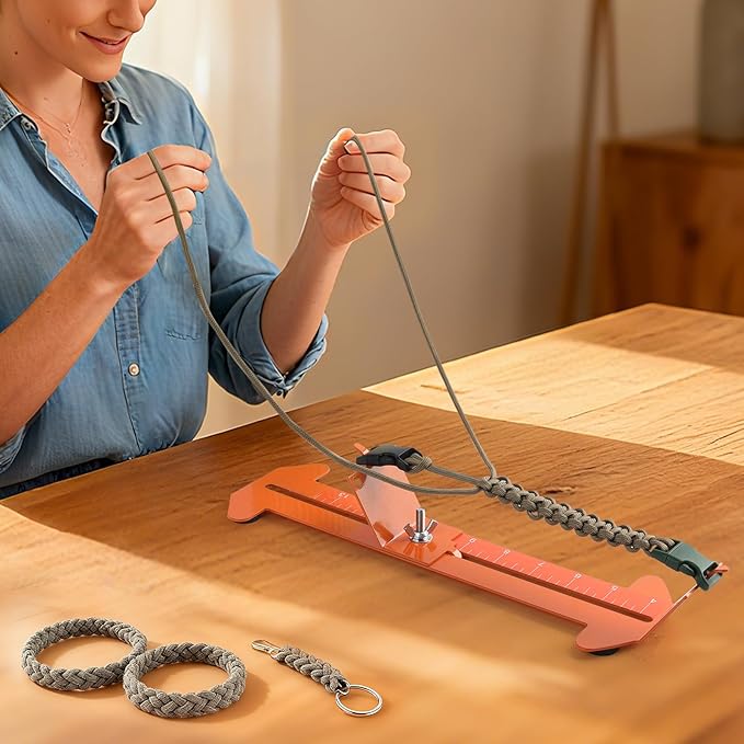 Paracord Jig Tools Bracelet Making Kit Accessories Adjustable Paracord Jig Kit with 2 Cords and 3 Buckles Bracelet Adjustable Length 4" to 13" (Army Green)