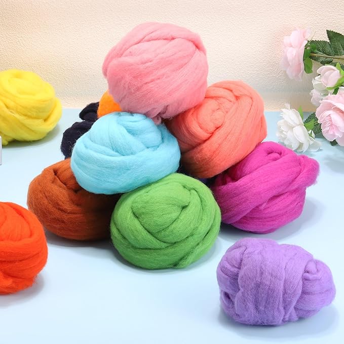 MECCANIXITY Wool Roving Yarn Soft Felting Wool 50g/1.76oz Pure Chunky Roving Yarn for Needle Felting Knitting Blanket Spinning Weaving Art DIY Craft Brown