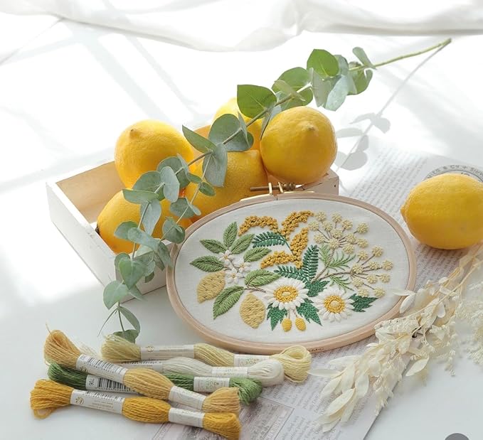 Maxee Embroidery Thread Floss, 100 Colors Skeins Rainbow Cross Stitch Thread, 8m Friendship Bracelet String Kit Craft Floss, Needlepoint Cotton Yarn