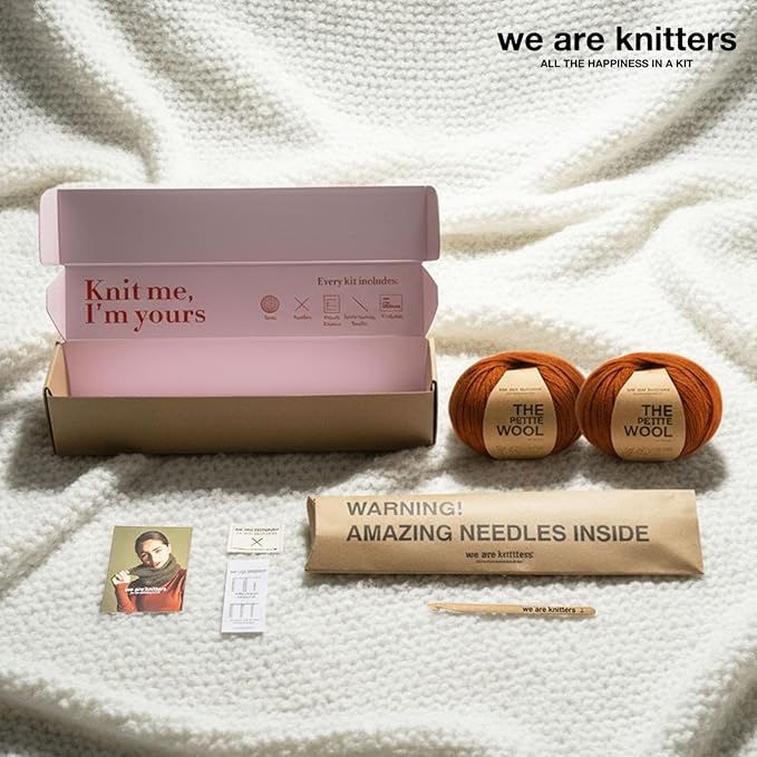 We Are Knitters Osiris Snood Kit