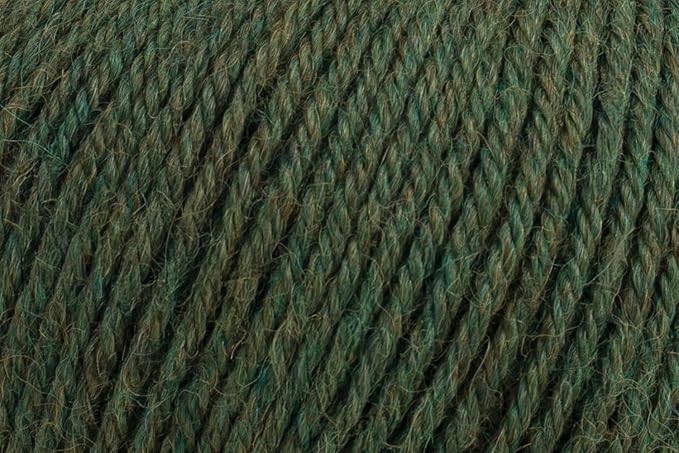 100% Baby Alpaca Yarn for Knitting & Crocheting - Set of 2 Skeins of Premium Yarn DK - Lightweight, Hypoallergenic & Thermal Peru Made - Ideal for Delicate Projects (M024 - Green)