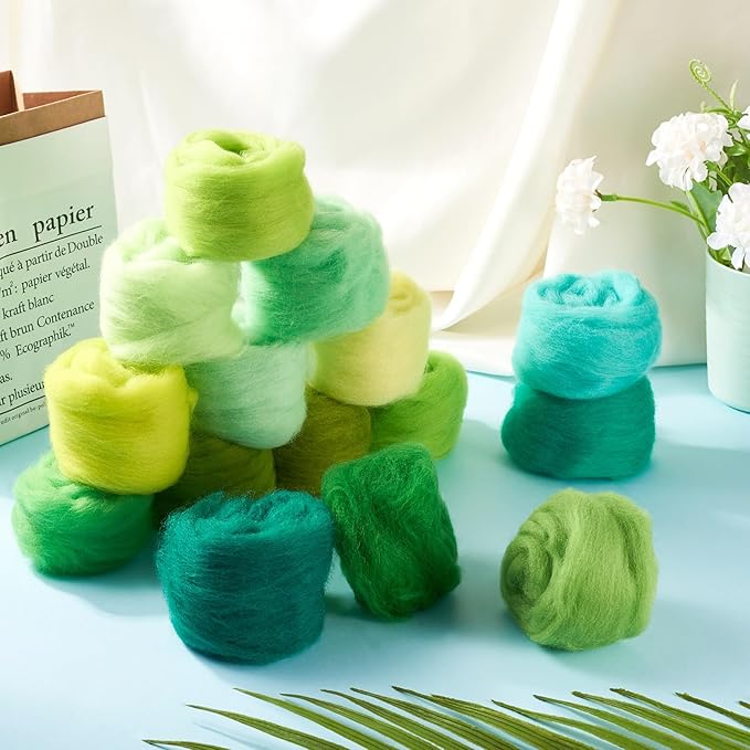 FASHEWELRY 2.6 OZ Nature Wool Roving Set Green Theme Needle Felting Wool Roving 15 Colors Wool Felting Supplies for Needle Felting Wet Felting DIY Hand Spinning