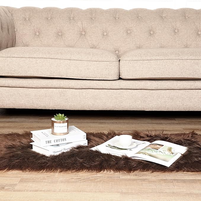 Tatuo 60 x 18 Inch Brown Faux Fur Fabric Christmas Fluffy Fuzzy Craft Fake Fur Cuts Shaggy Synthetic Plush Patch Sewing DIY Winter Halloween Costume Gnome Beard Miniature Dolls Rugs Mats Gift