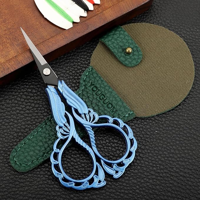 Precision Detail Scissors, Mini Sewing Embroidery Scissor with Cover for Crafts Artwork Needlepoint Cross Stitch Paper Cutting Thread Snips Blue