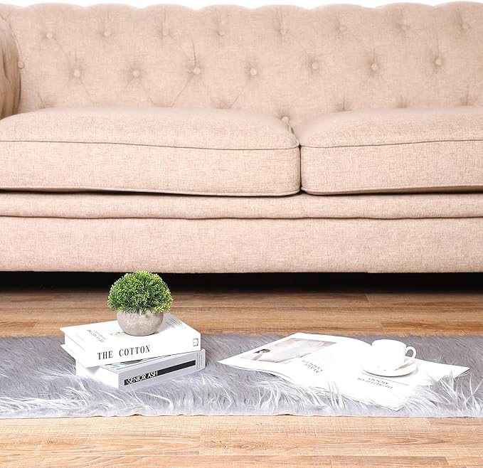 Tatuo 60 x 18 Inch Platinum Grey Faux Fur Fabric Christmas Fluffy Fuzzy Craft Fake Fur Cuts Shaggy Synthetic Plush Patch Sewing DIY Winter Halloween Costume Gnome Beard Miniature Dolls Rugs Mats Gift