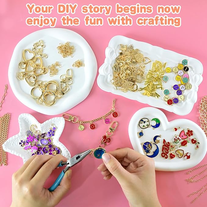 VvLons 375Pcs Lip Gloss Keychain Making Kit, Keychain Making Kit Including 153 Charms 15 Clips 20 Extender Chain, Jewelry Making Kit for Bags Keychains Christmas Gifts