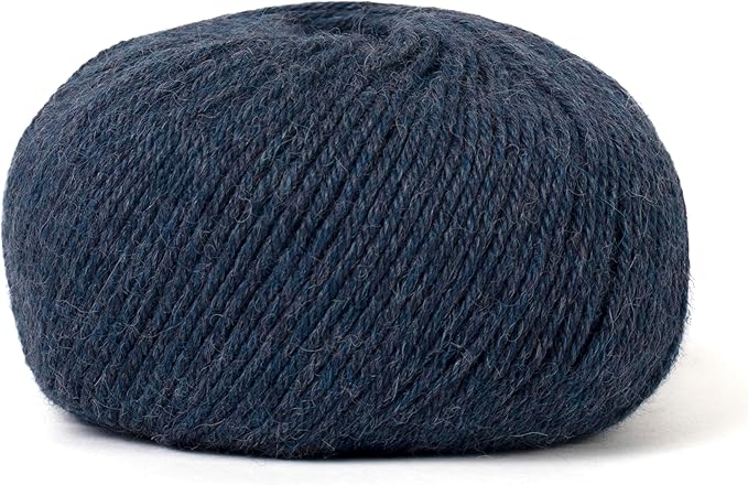 100% Baby Alpaca Yarn for Knitting & Crocheting - Set of 2 Skeins of Premium Yarn DK - Lightweight, Hypoallergenic & Thermal Peru Made - Ideal for Delicate Projects (M060 - Indigo)