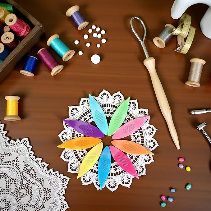 9 Pcs Colorful Plastic Tatting Shuttle for Lace DIY Hand Lacemaking Craft Tool Household Knitting Tools Weaving Machine Sewing Accessories Deft Tatting and Lacemaking Supplies Needlework