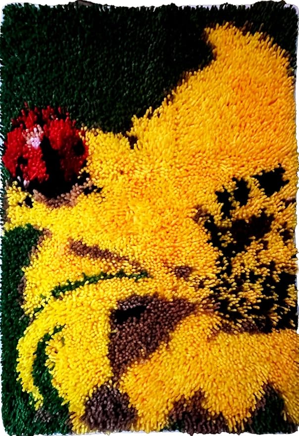 YAKOLECI Latch Hook Kits for Adults, Color Printed DIY Rug Crafts Arts Carpet for Home Decoration Festival Gift (Ladybug Sunflower)