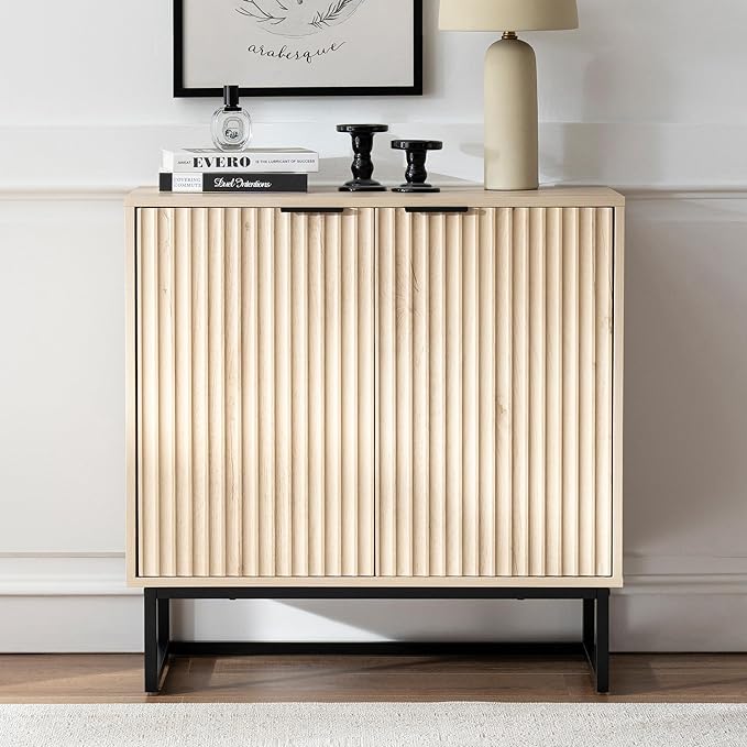 Fluted Storage Cabinet,Sideboard Buffet Cabinet with Adjustable Shelves,Multifunctional Console Table with Storage Credenza Accent Cabinet for Living Room, Dining Room, Hallway, Light Oak